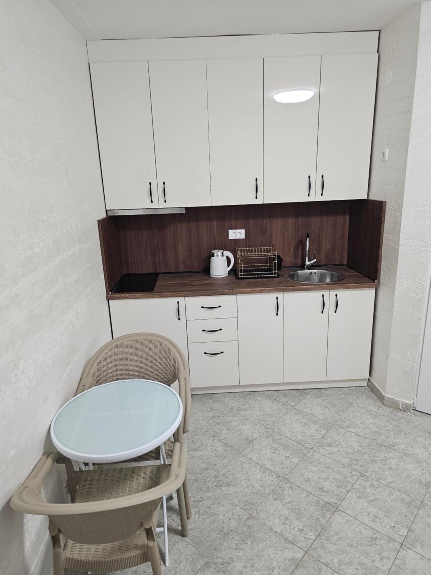 Apartmani Vila Ebra Утьеха Экстерьер фото