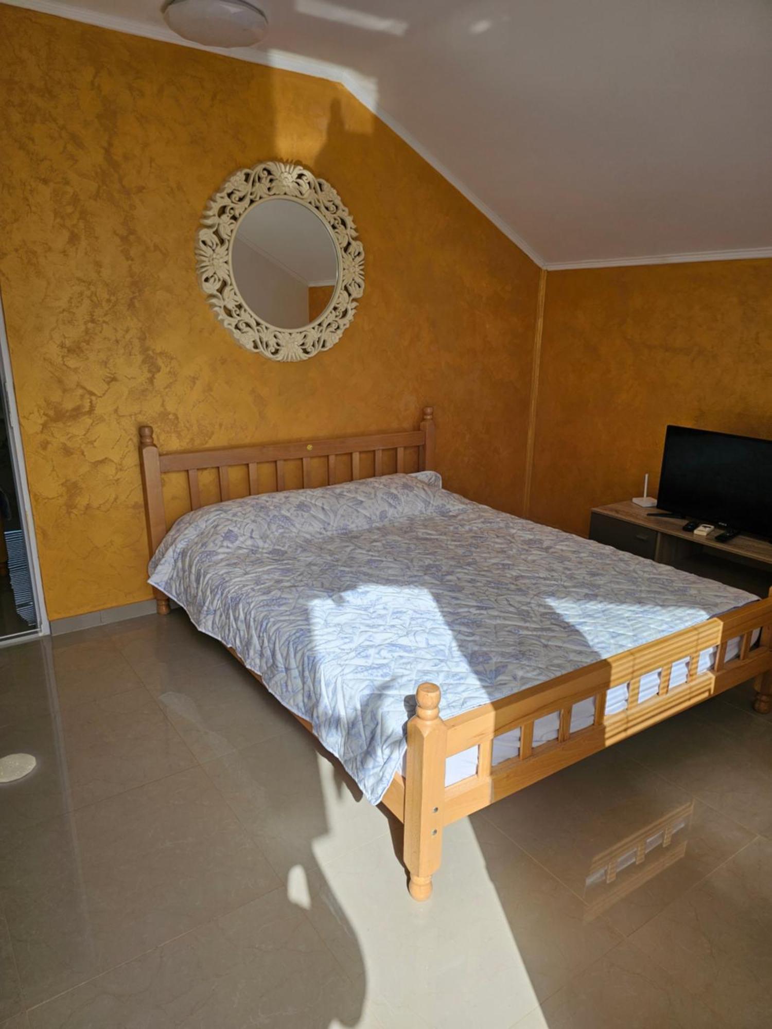 Apartmani Vila Ebra Утьеха Экстерьер фото